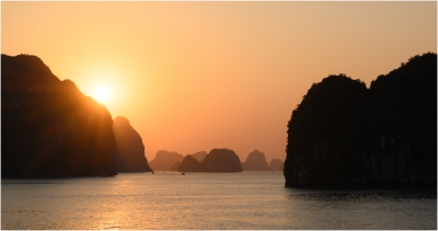 C++ Ha Long Bay Sunrise 3